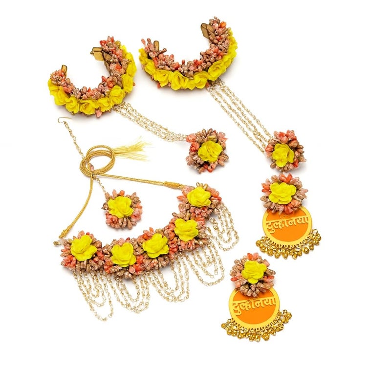 Vrindavanstore.in Artificial Floral Jewellery Set for Bride | Haldi Mehndi Function Accessories | Handmade Flower Necklace, Earrings, Maang Tikka & Haathphool Combo | Yellow & Peach Color Set for Women - Image 5