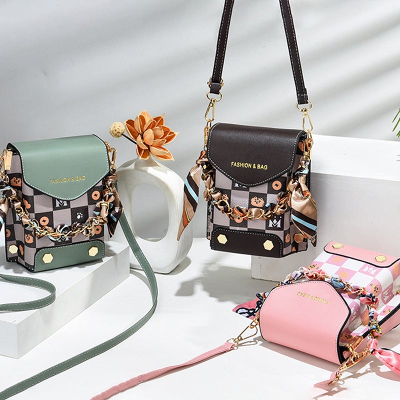 Crossbody Letter Printed Plaid Mobile Phone Bag Mini Tiger Head Coin Purse Silk Scarf Chain Mobile Phone Bag - Image 3