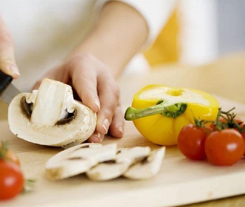 TASKHOUSE 3 Pieces Professional Kitchen Knives Set with HighCarbon Stainless Steel Food Grade Blades for Long Lasting Sharpness Non Slip Handle for Kitchen and Restaurant - Image 3