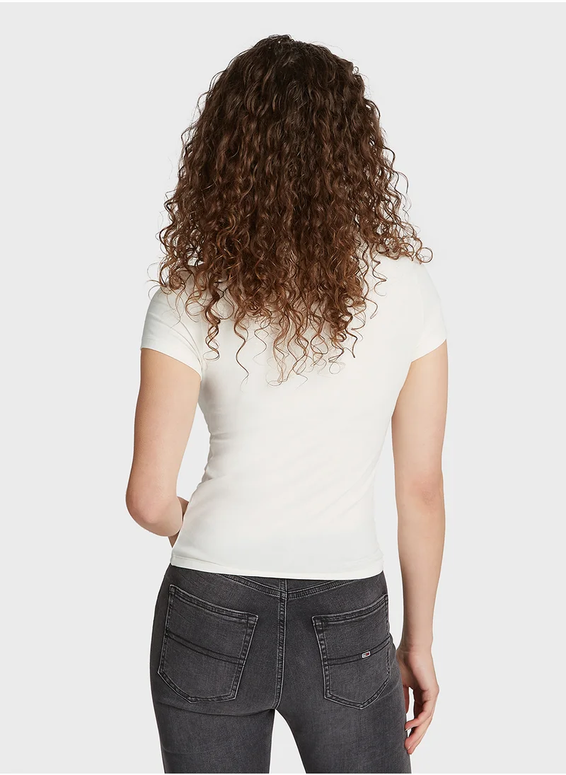 TOMMY JEANS Crew Neck Graphic T-Shirt