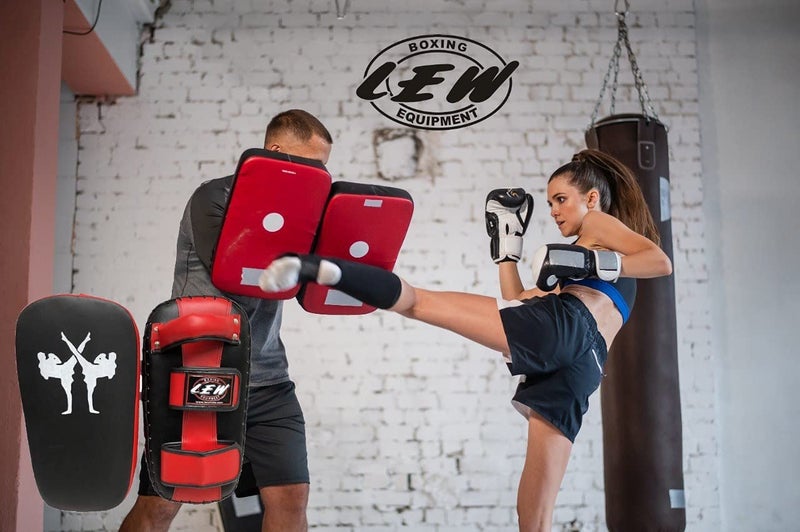 LEW Muay Thai | MMA/Kickboxing/Boxing | Training Synthetic Leather Straight Red/Black Single Piece Focus Pads - Image 3