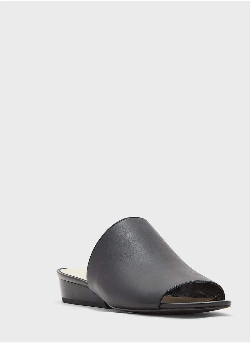 NINE WEST Lynneah Mule Sandals