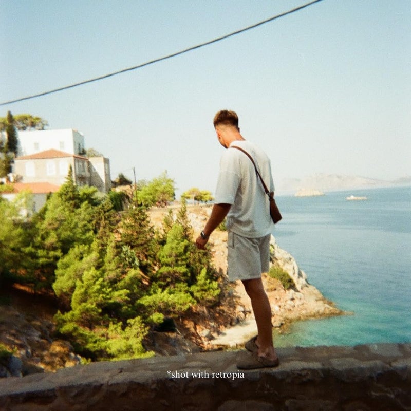 Retropia Original Retropia Repurposed Disposable Camera Lens - Unlimited Instant Film-Look Photos - Compact Pancake Lens, 32mm Focal Length & Fixed f/11 Aperture (Sony E-Mount Mirrorless Compatible) - Image 4