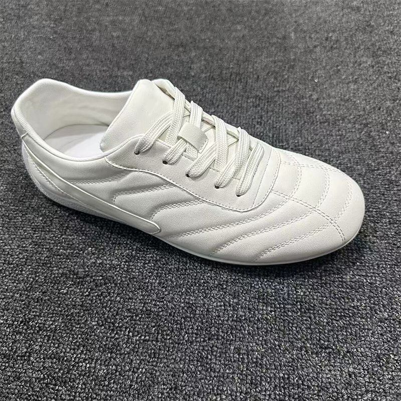 Unisex Casual Sneaker Shoes - Image 1