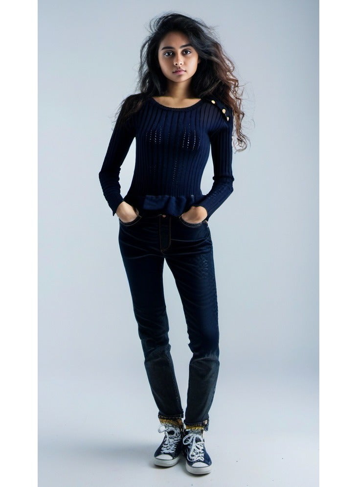 GUESS Guess Women Long Sleeve Black Pullover - Medium  - Image 1