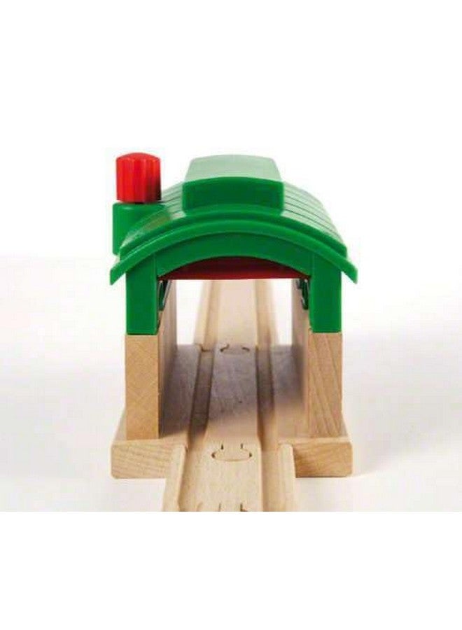 BRIO World 33574 - Train Garage - 1 Piece Wooden Toy Train Accessory for Kids Age 3 and Up - Image 5