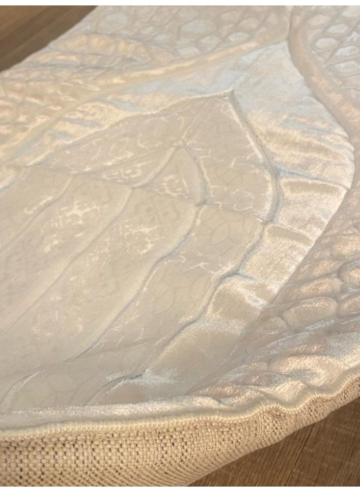 A medical memory foam prayer mat, comfortable silk, suitable for the feet and knees. It is an artistic piece designed to be part of your special corner, where its calming colors and elaborate design harmonize to help clear the mind. - Image 2