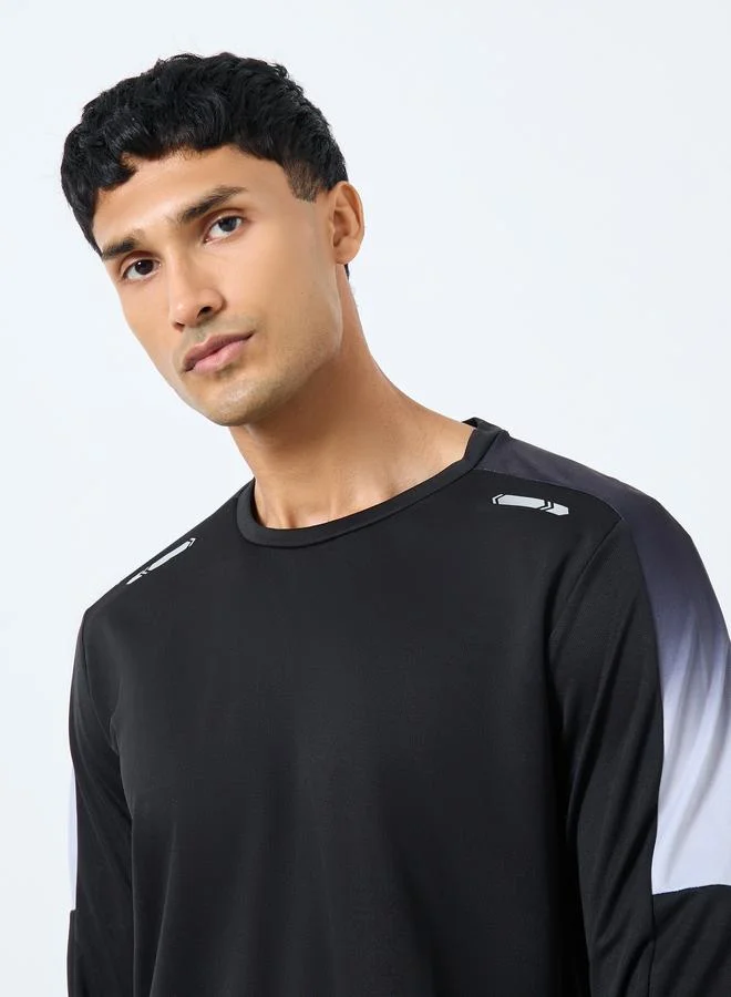 Styli Active Pack of 3 - Reflective Print T-Shirt, Shorts and Track Pants