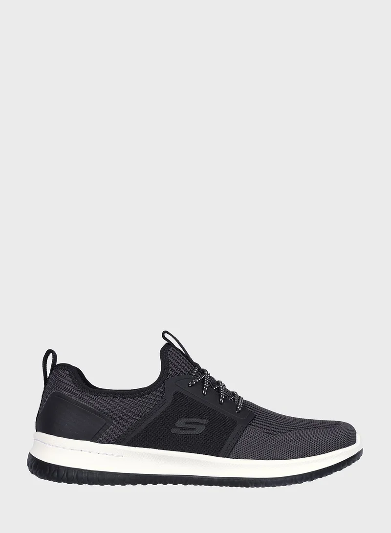 SKECHERS Delson