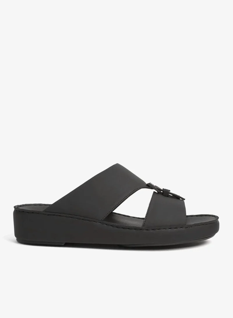 UOMO CAVALIER EMBOSSED LEATHER HANDSTITCHED ARABIC SANDALS BLACK