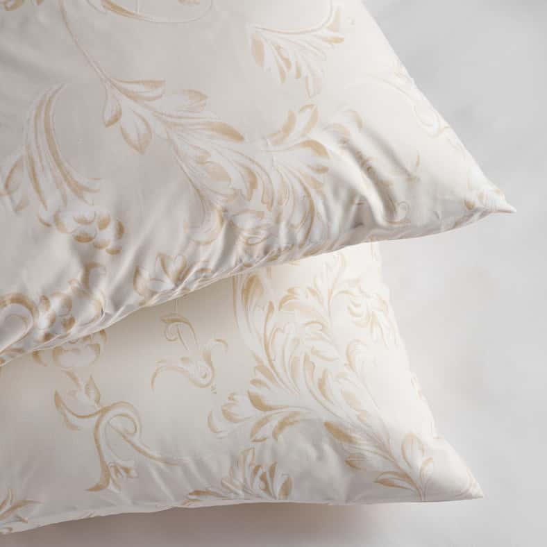 Pan Home طقم لحاف ملكي من 3 قطع بلون الإكرu - Image 5