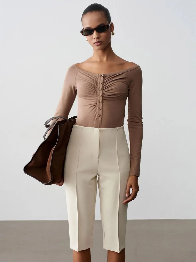 ديلفين Dilvin Slim-fit Boat Neck Bodysuit Blouse
