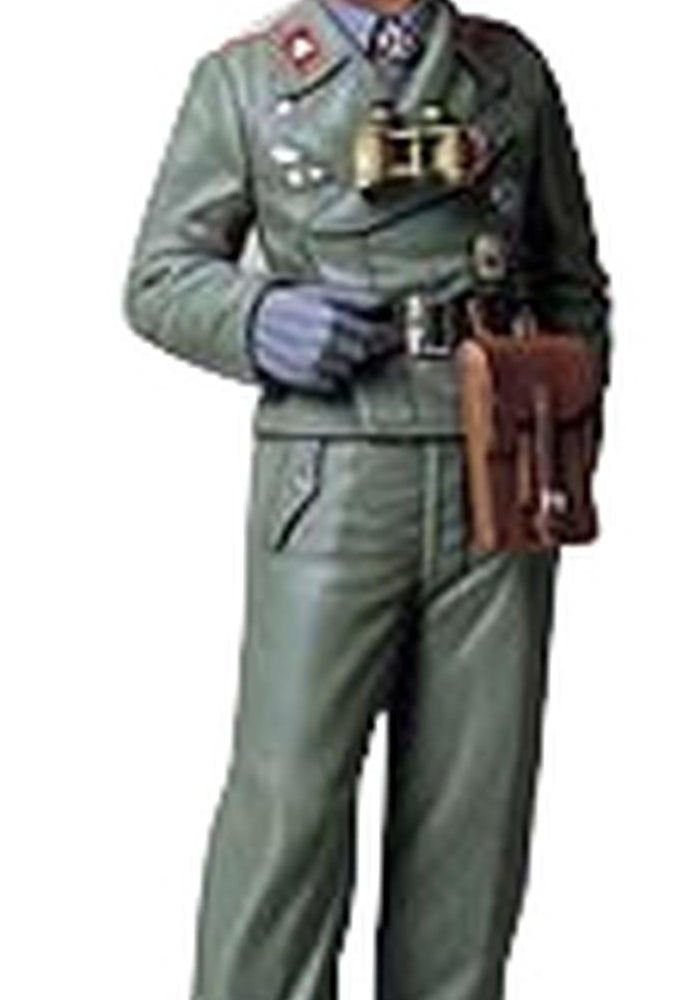 Tamiya 1:16 WWII German Tanker Figure Model Kit - Image 1