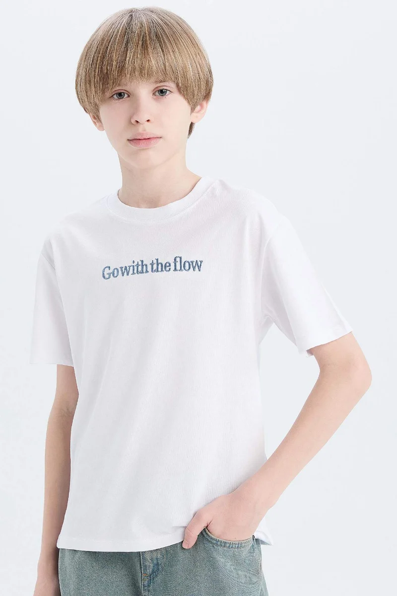 ديفاكتو Boy Crew Neck Embroidered Short Sleeve T-Shirt