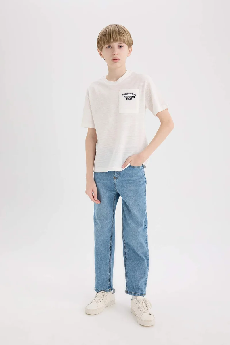 ديفاكتو Boy Crew Neck Embroidered Pocket Printed T-Shirt
