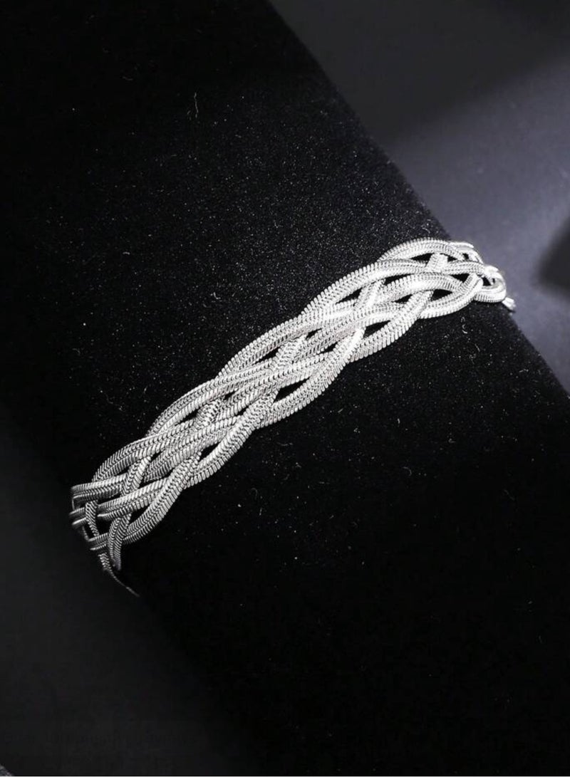 إليجانس اسوارة نسائية انيقة مصنوعة من الاستانلس ستيل باللون الفضي - Image 3