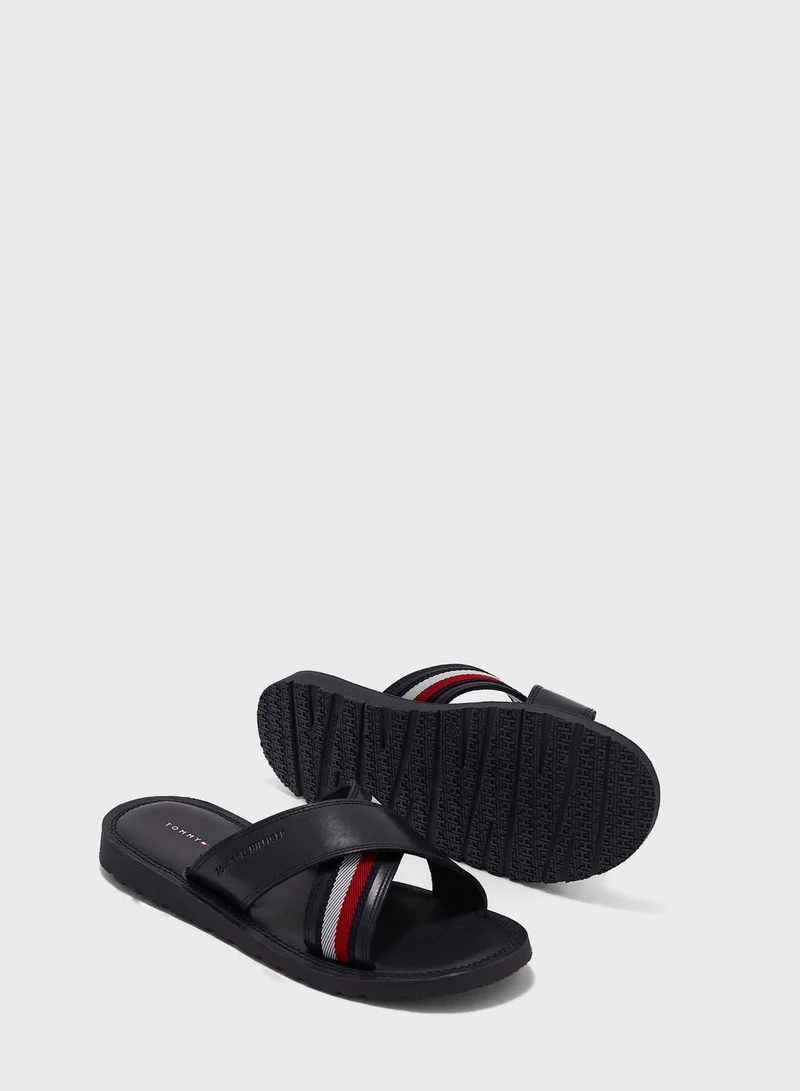 TOMMY HILFIGER Logo Flip Flops