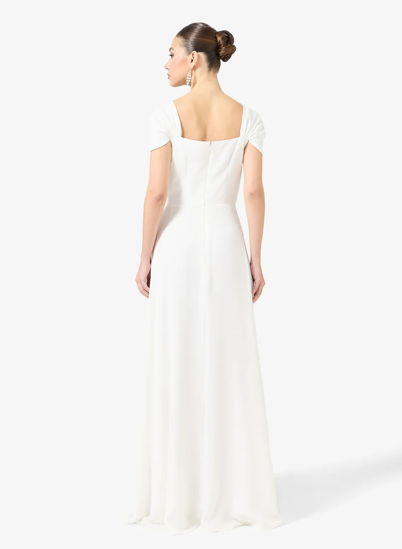 نمشي x فستان  لاين مزين بالكريستال من الكريب