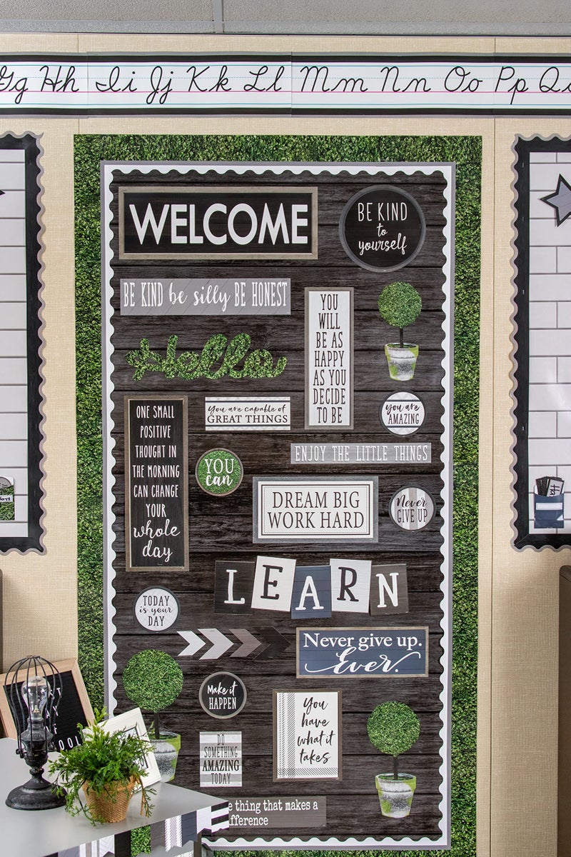 Teacher Created Resources Black Wood Better Than Paper Bulletin Board Roll - Image 3