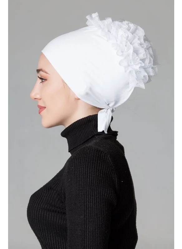 ناناك White Combed Cotton Frilly Non-Slip Bonnet