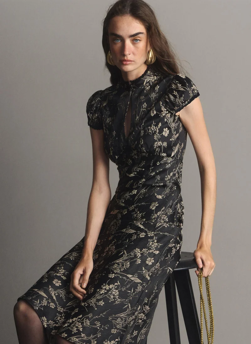 Lichi  Fitted midi dress with a floral pattern for Women | Best Price UAE