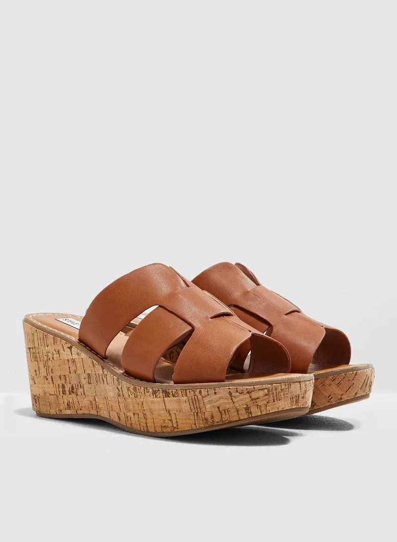 STEVE MADDEN Sammy Wedge Sandal - Gold