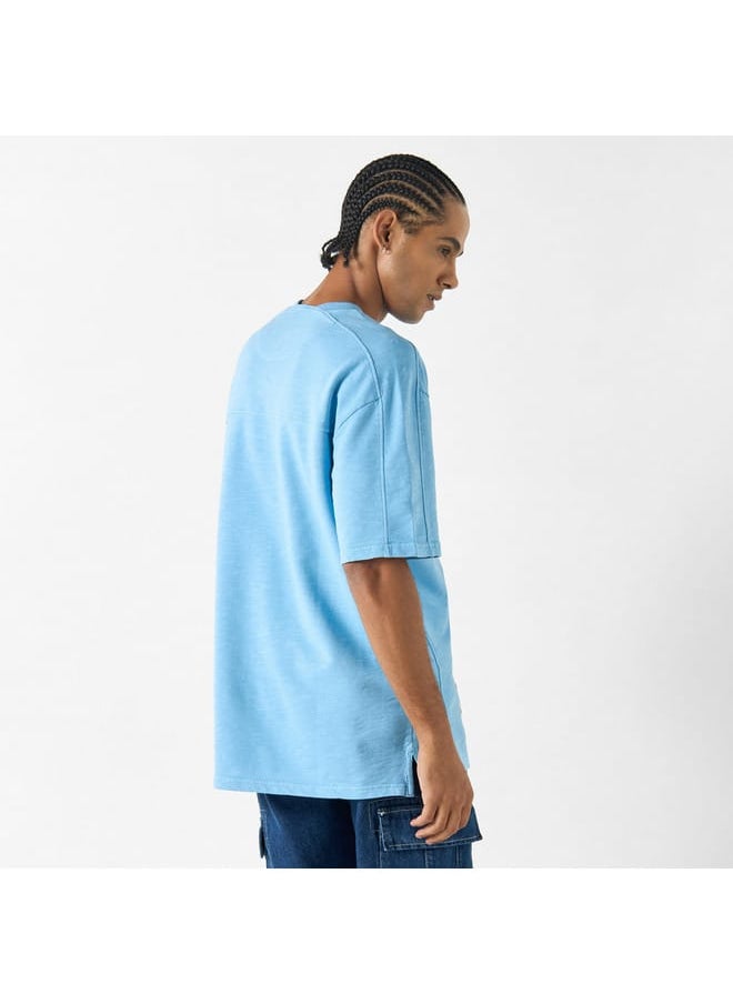 Lee Cooper Lee Cooper Solid Oversized T-shirt with Crew Neck and Short Sleeves  - Image 3