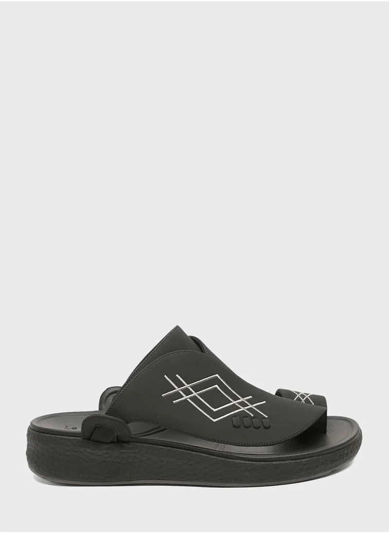 Le Confort Casual Comfort Arabic Sandal