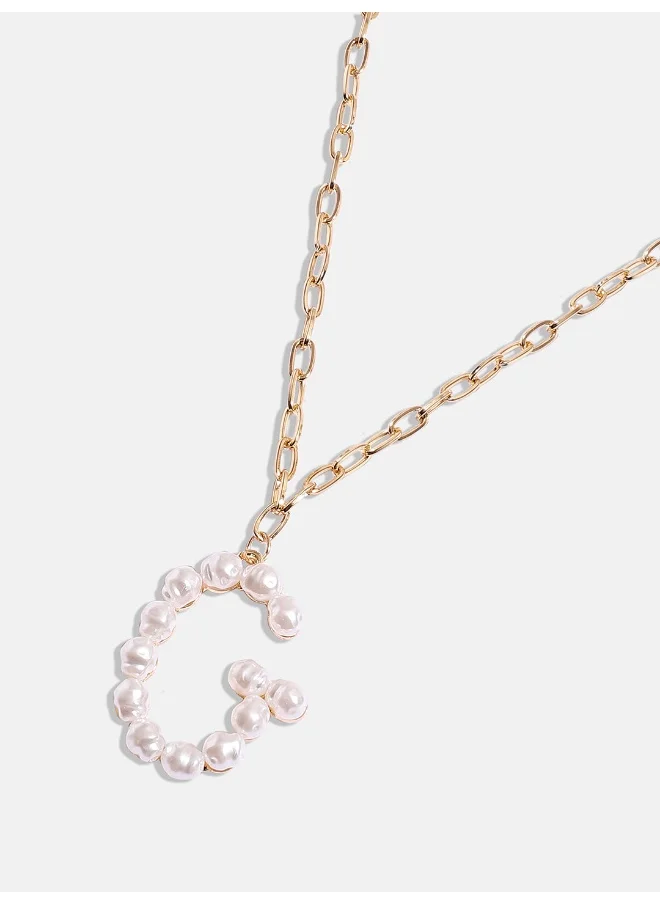 SOHI Pearl G Alphabet Necklace