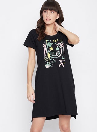 Emoji Print Short Nightdress - 100 % Cotton - pzsku/ZA5678AC475749527E4B7Z/45/_/1694804002/7326386a-eefa-471b-9a13-6050a8da85b1