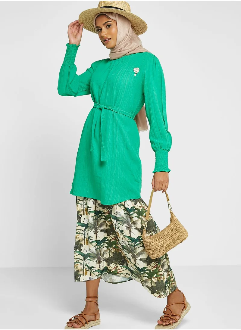 Khizana Embroidered Detail Tunic
