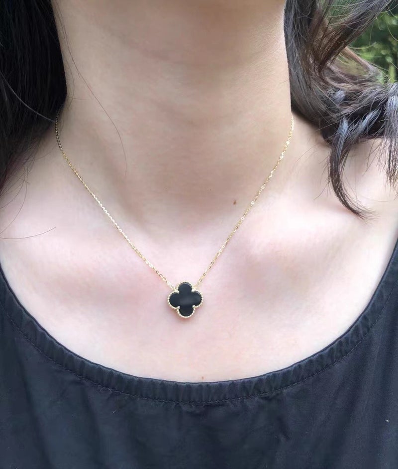 Chic Four-Leaf Clover Double-Sided Pendant Necklace Black