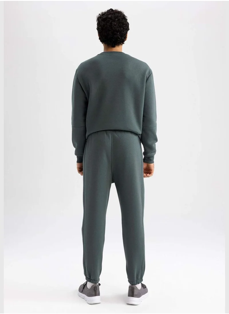 ديفاكتو Man Knitted Jogger
