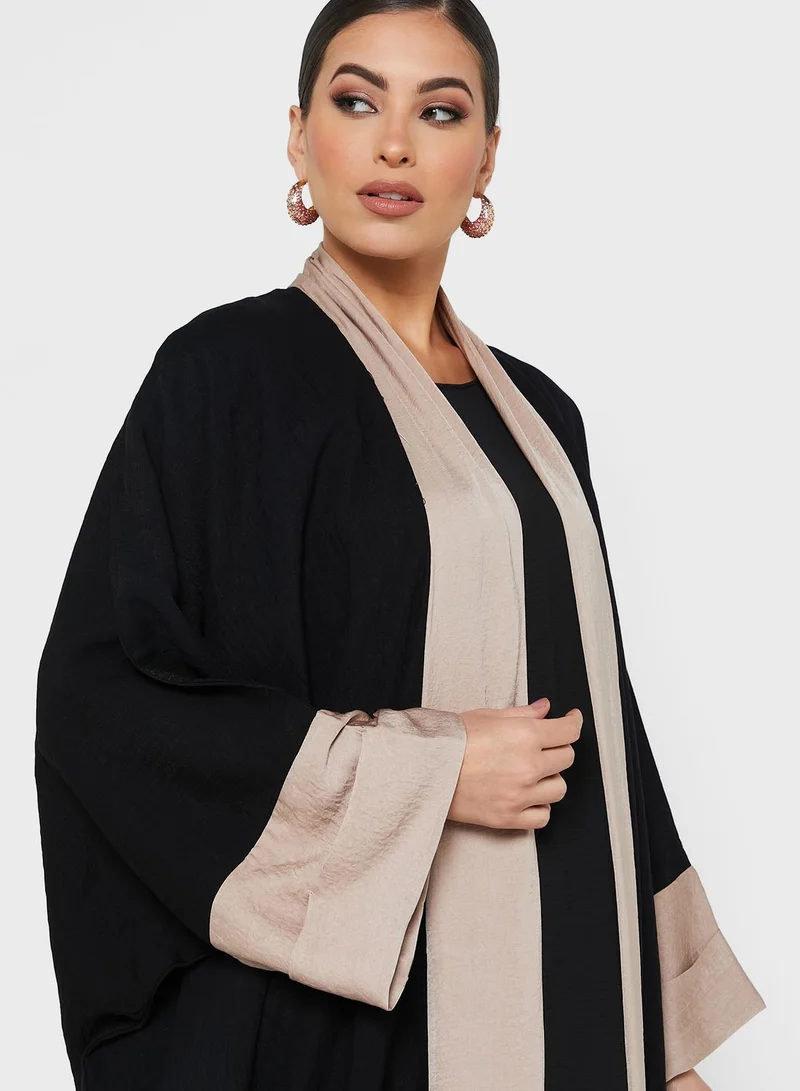 hayas closet Floral Embroidery Detail Abaya