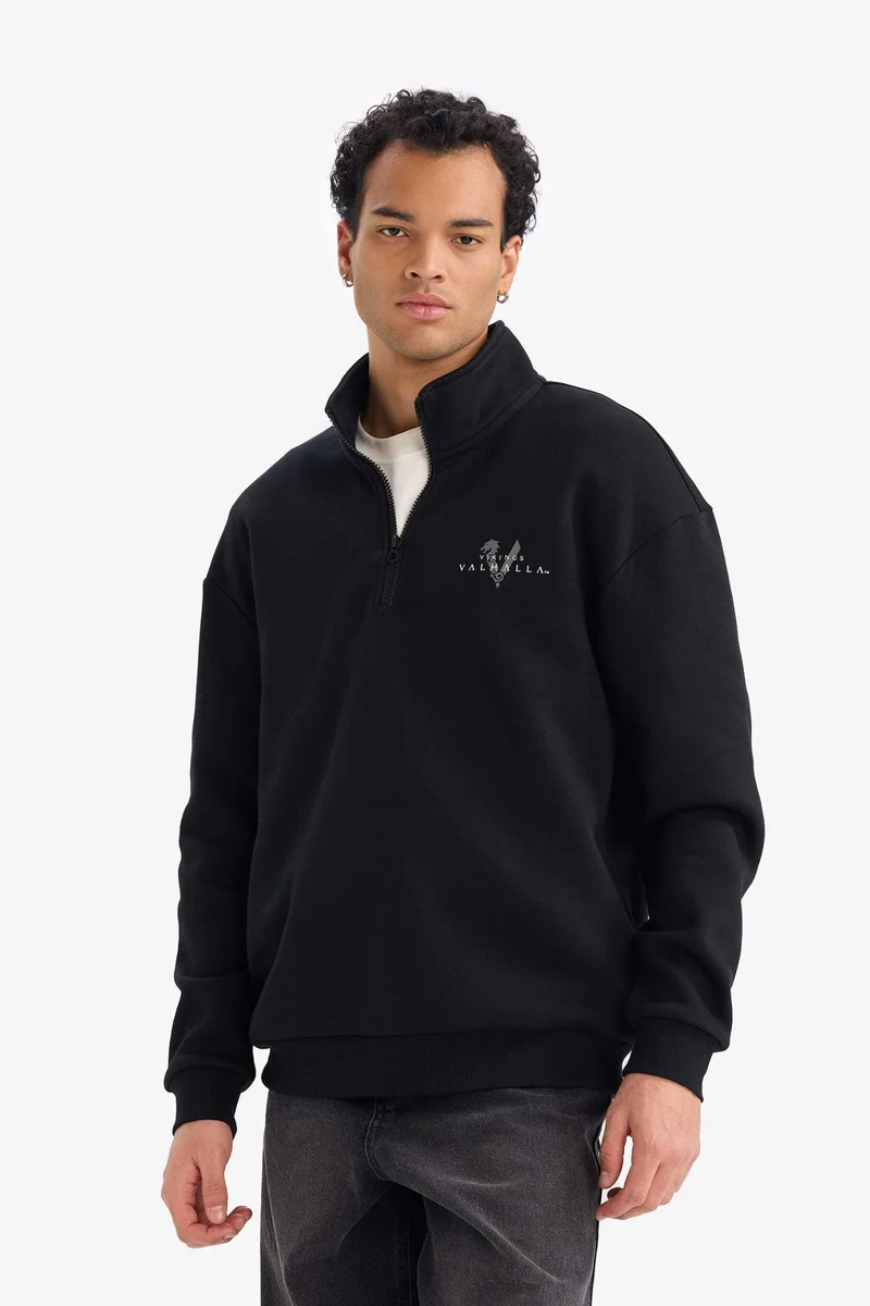 ديفاكتو Vikings Valhalla Boxy Fit Printed Sweatshirt