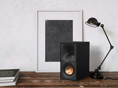 Klipsch Reference R-40PM Powered Bookshelf Speakers - 90-Degree x 90-Degree Tractrix Horn - Linear Travel Suspension - Sleek, Modern Appearance - Image 5