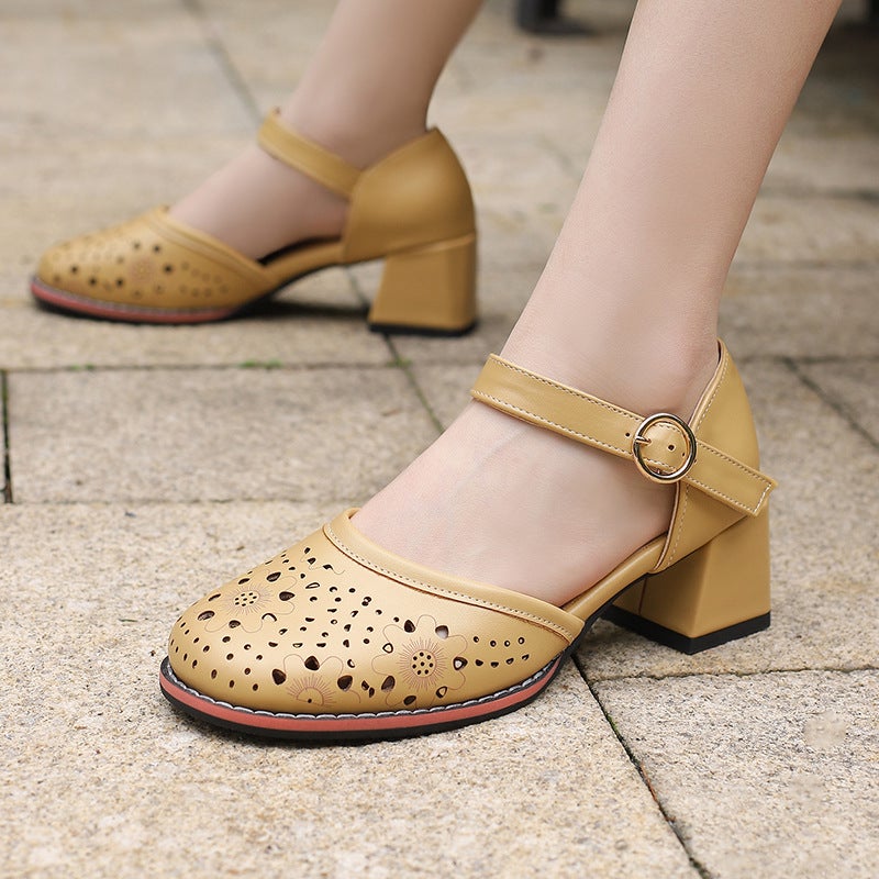 Summer Style Comfortable Mid-Heel 33-48 Plus Size Burned Flower Buckle With Hollow Fashion Sandals For Women - Image 2