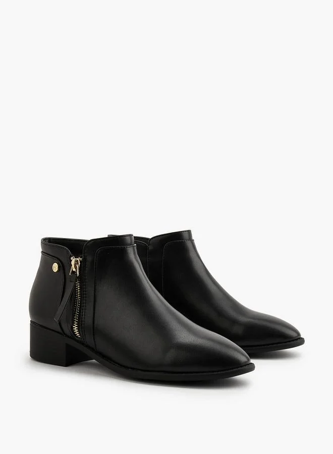 فلورا بيلا من شو إكسبرس Flora Bella Solid Ankle Boots With Zip Closure