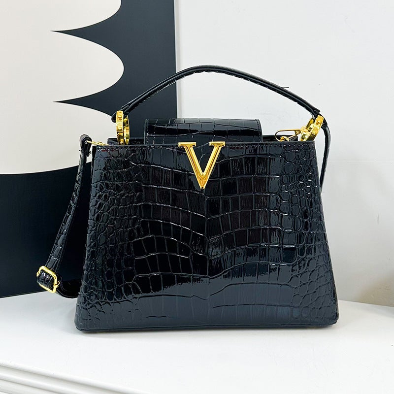New Litchi Pattern V-Shaped Crossbody Bag Women'S Light Luxury Textured Hand Tote Bag Large Capacity Vintage Shoulder Bag - Image 1
