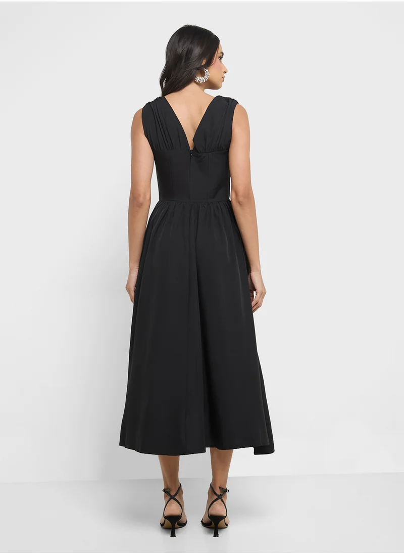 ايلا Corset Dress With Princess Waist Cut