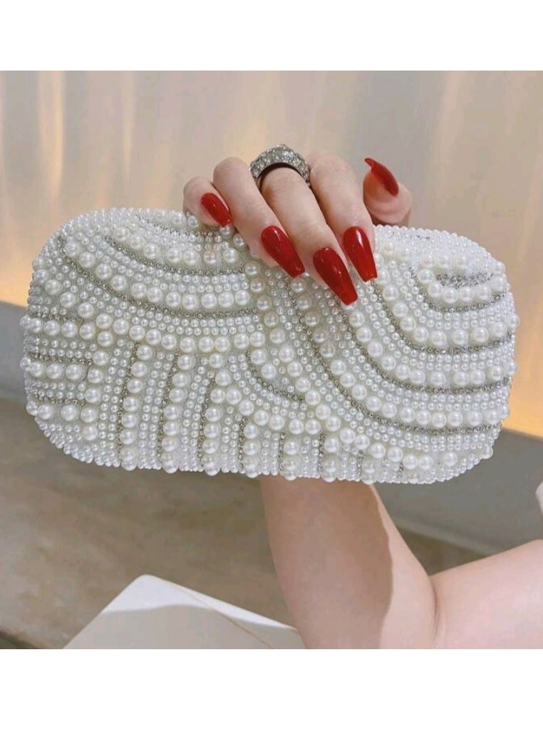 Pearl Luxury Clutch - pzsku/ZA57CB863104FFB298707Z/45/_/1729592478/eebfbac5-c02c-4448-9496-1c4a2994ecee