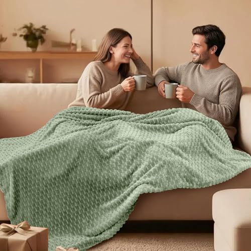 Vessia Flannel Fleece Throw Blanket(50x70 inch), 3D Jacquard Sage Green Fuzzy and Warm Blanket for Couch,Sofa,Bed,Chair, 300GSM Super Soft Touch Cozy Lightweight Throw for All-Season Home Decor - Image 2