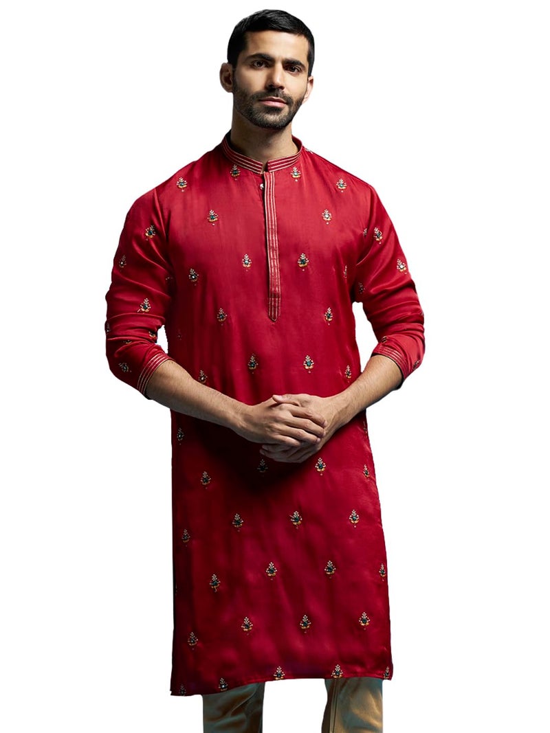 VASTRAMAY Men's Maroon Silk Blend Kurta | Silk Blend Embroidered KurtaFor Men. (VASMK498MA_36) - Image 1