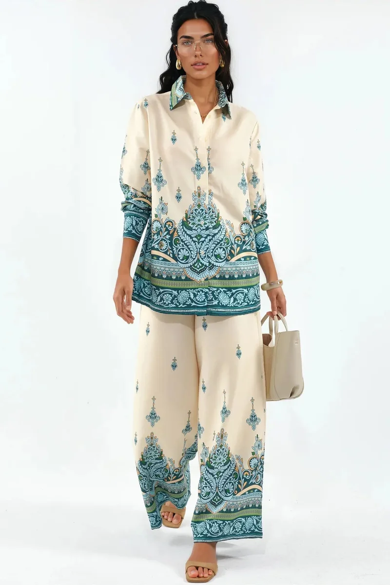 جينيفر Paisley Shirt And Wide-Leg Trousers Set