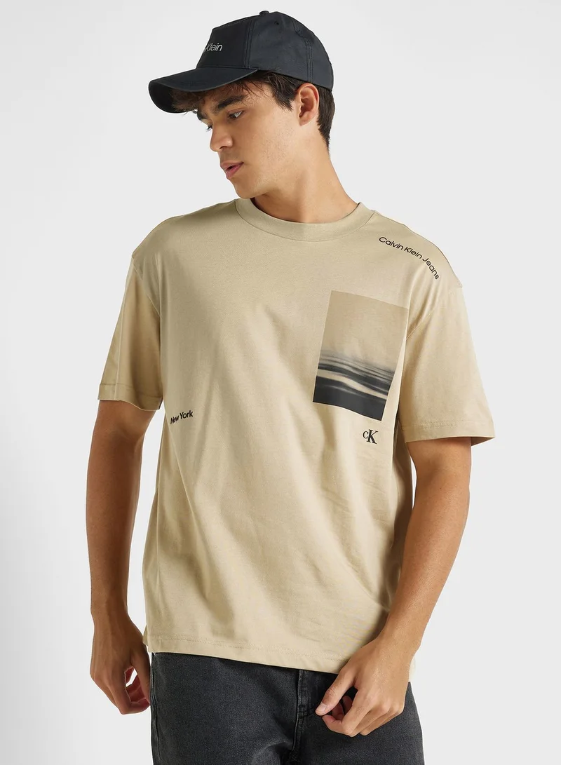 Calvin Klein Jeans Graphic Crew Neck T-Shirt