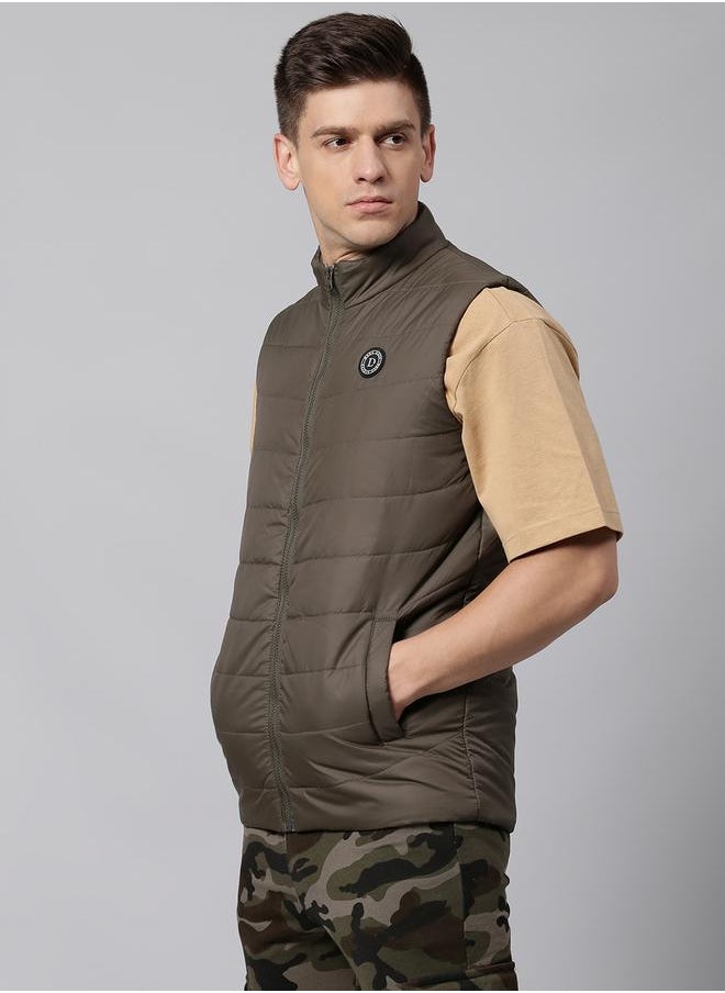 Regular Fit Gillet Jacket with Badge Detail - pzsku/ZA582F38C0505589849EEZ/45/_/1732177963/d70e8597-3735-400b-b2be-5b05f53ec57c