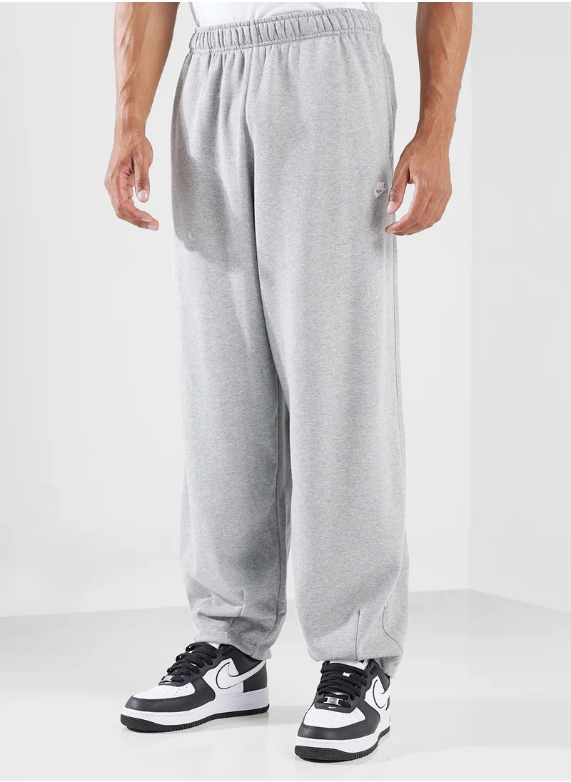 نايكي Club Fitted Oversized Sweatpants