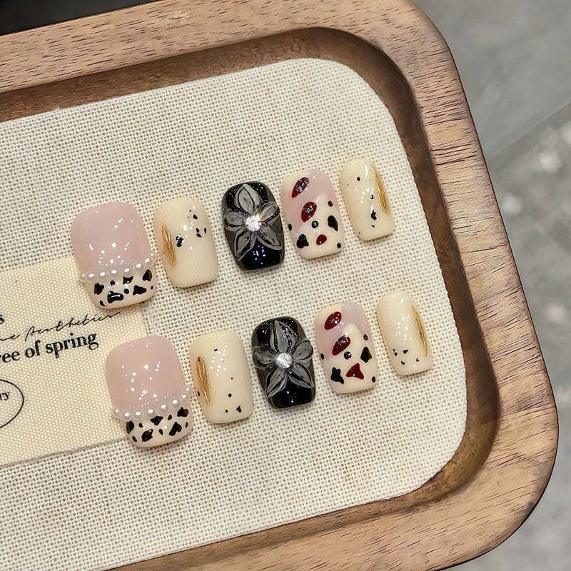 Yihe Stereo Carved Black Tea Milk French Style Little Leopard Cute Daily Short Detachable Dressing Armor - Image 1