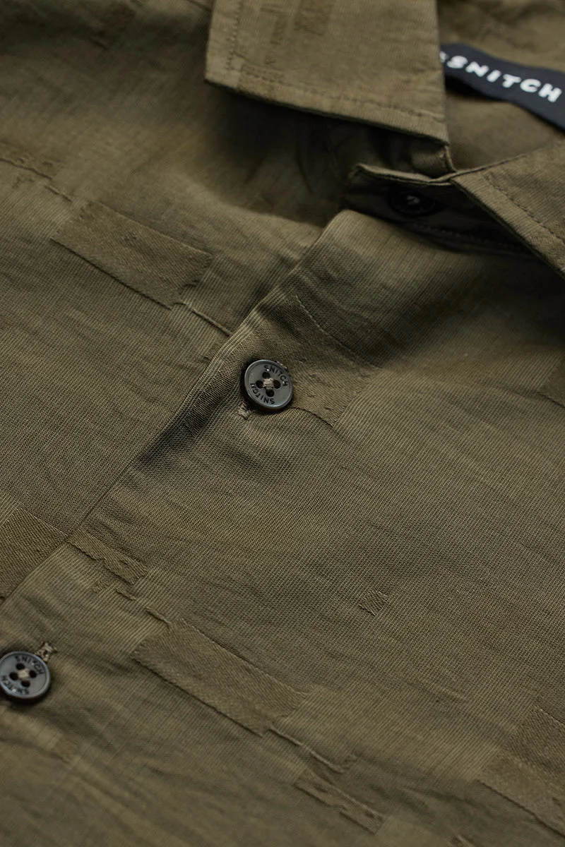 سنيتش قميص فاخر بقصة ضيقة بتصميم زيتوني ذاتي