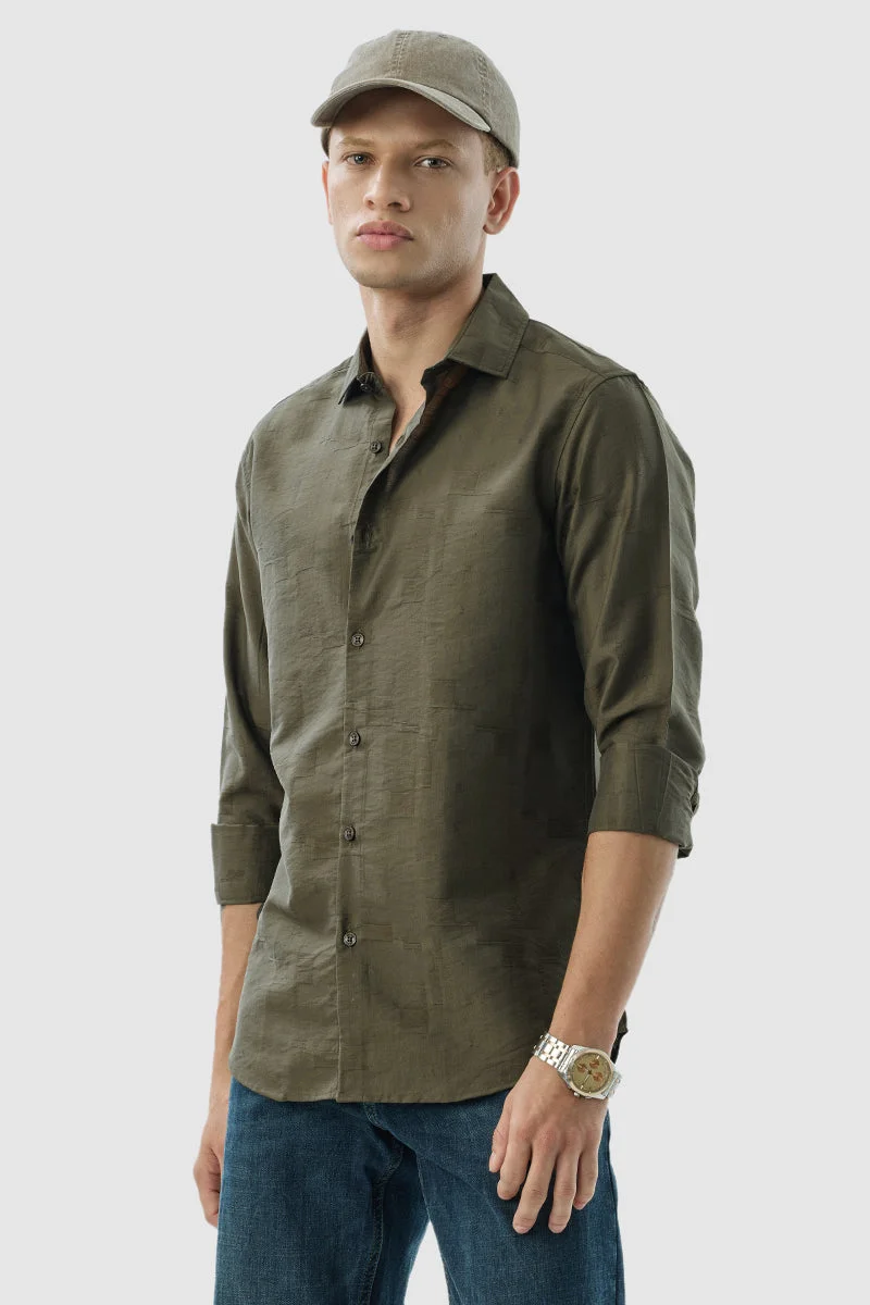 سنيتش قميص فاخر بقصة ضيقة بتصميم زيتوني ذاتي